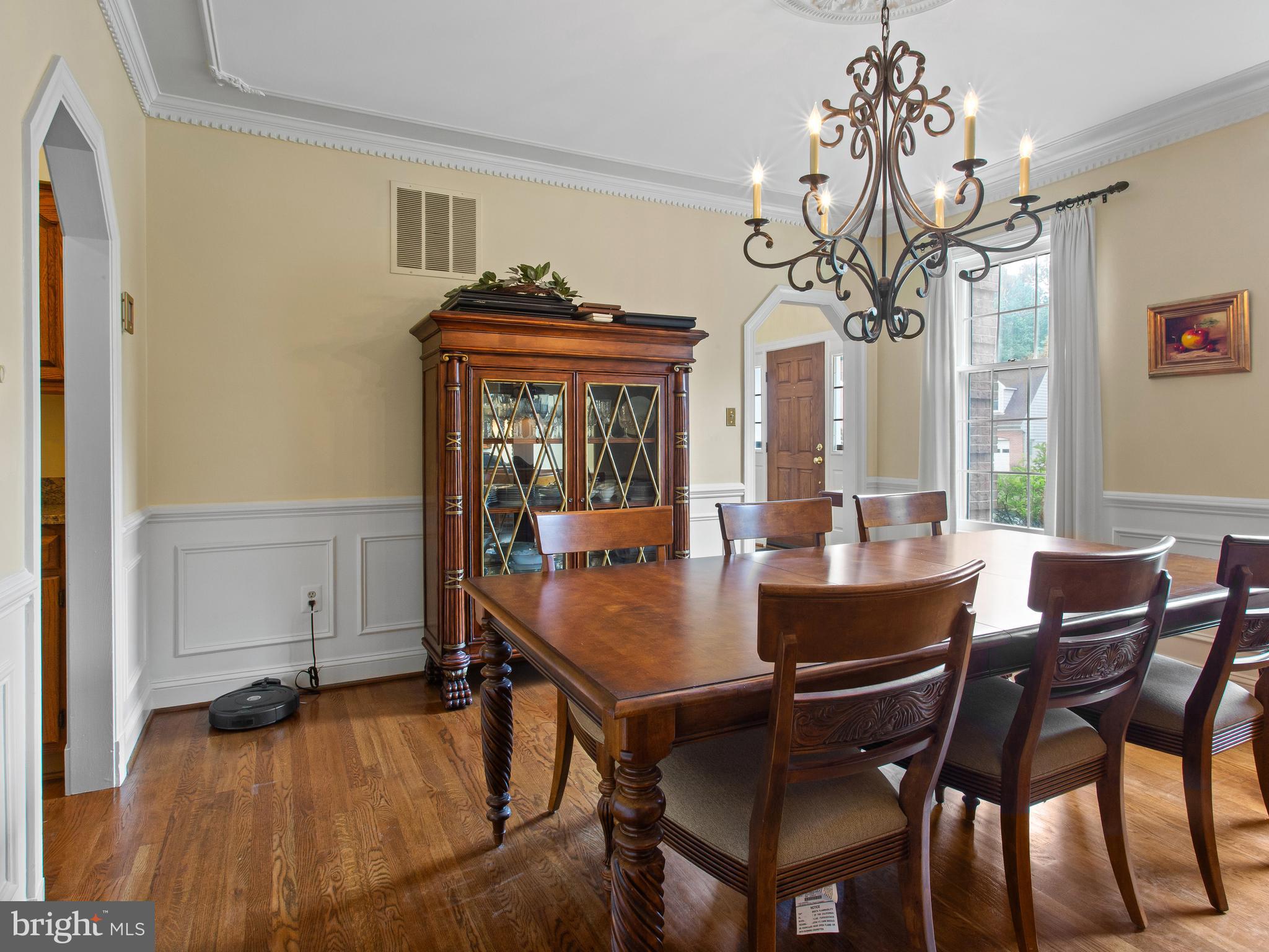 527 Post Oak Road Annapolis, MD 21401 - Photo 6 of 50 Dining Room
