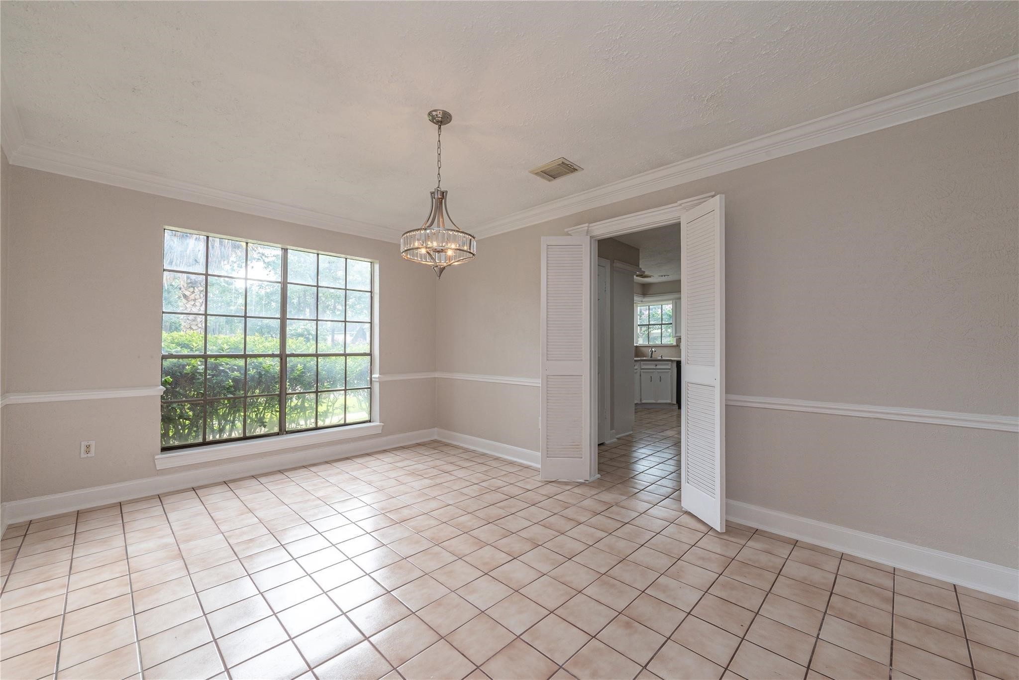 8019 Beaufort Drive Spring, TX 77379 - Photo 38 of 47 a view of an empty room with window
