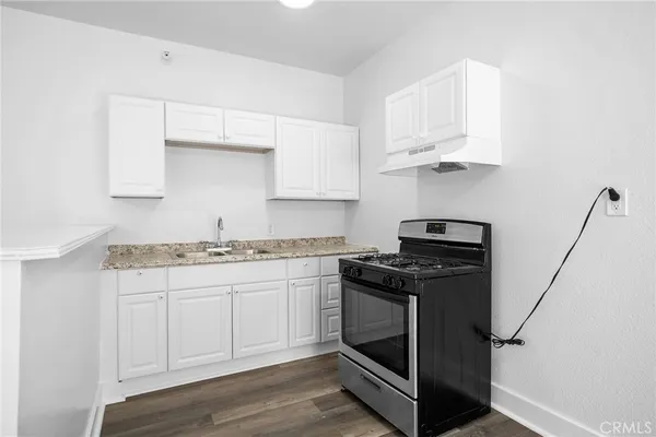 $1,600 | 228 South Kenwood Street, Unit 107, Glendale, CA 91205
