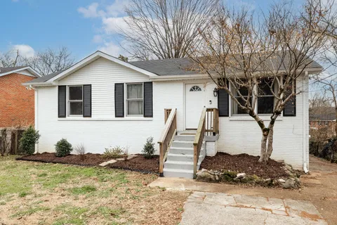 $450,000 | 3117 Greggwood Drive, Nashville, TN 37207