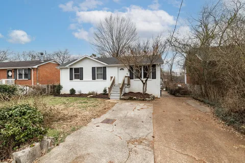 $450,000 | 3117 Greggwood Drive, Nashville, TN 37207