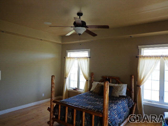 1427 19 Road Fruita, CO 81521 - Photo 10 of 23 a living room with a rug