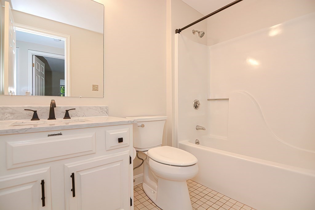 1101 Ridgefield Circle, Unit A Clinton, MA 01510 - Photo 17 of 27 Gallery Image 17