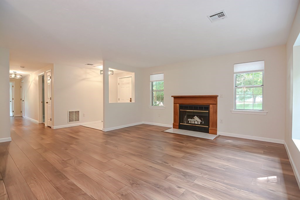 1101 Ridgefield Circle, Unit A Clinton, MA 01510 - Photo 6 of 27 Gallery Image 6