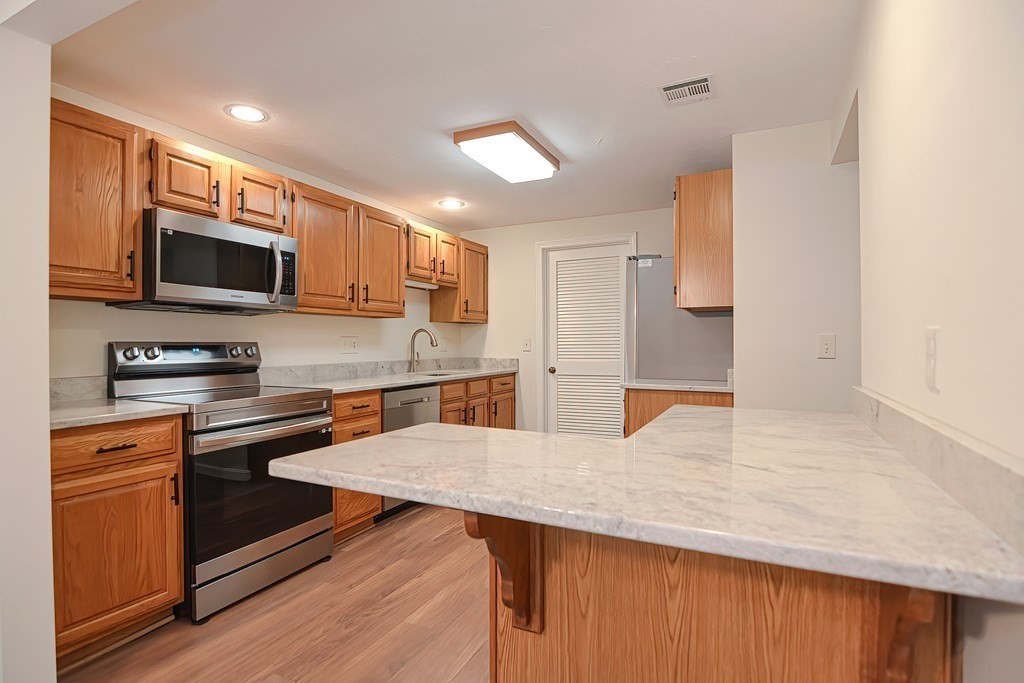 1101 Ridgefield Circle, Unit A Clinton, MA 01510 - Photo 10 of 27 Gallery Image 10