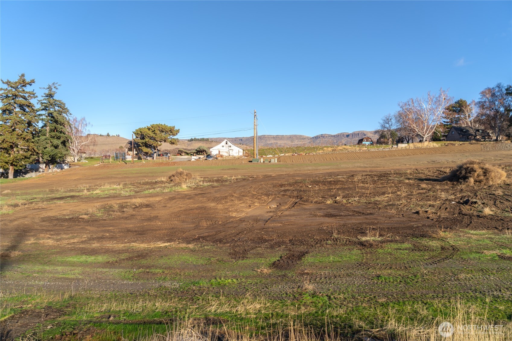 0 Riverside Drive Rock Island, WA 98850 - Photo 26 of 31 a view of an ocean beach