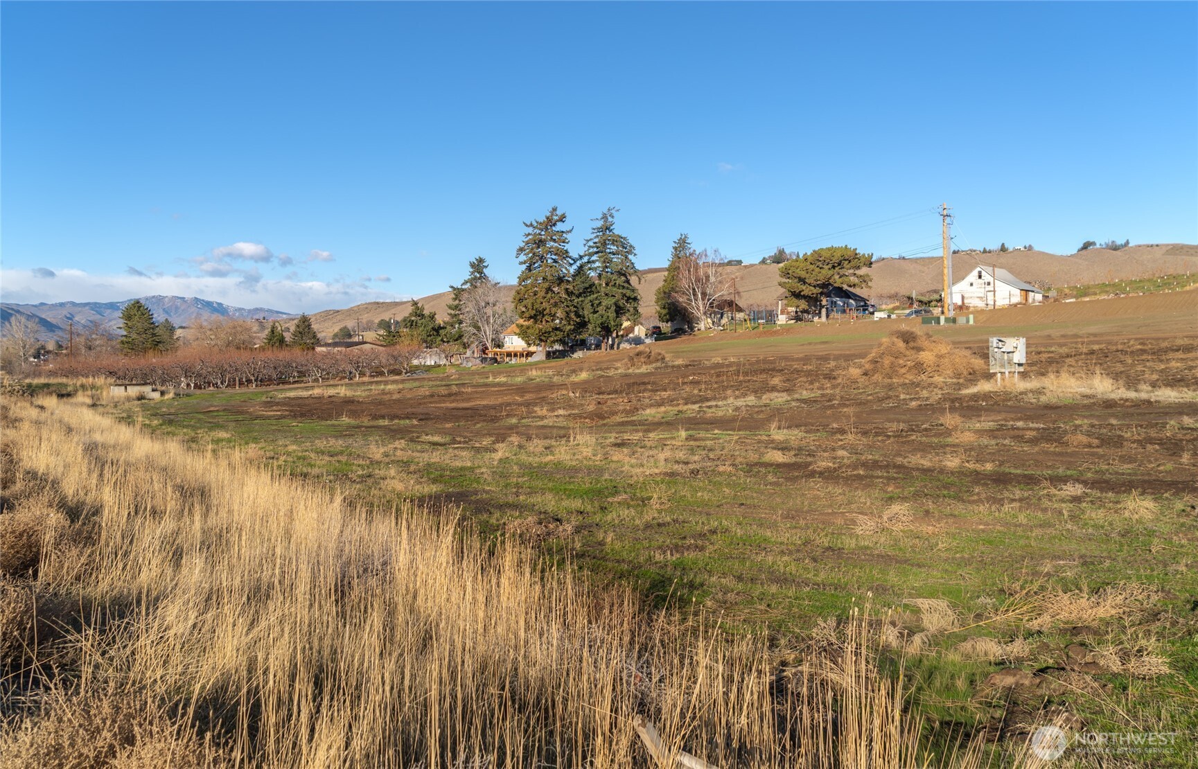0 Riverside Drive Rock Island, WA 98850 - Photo 27 of 31 a view of a lake view