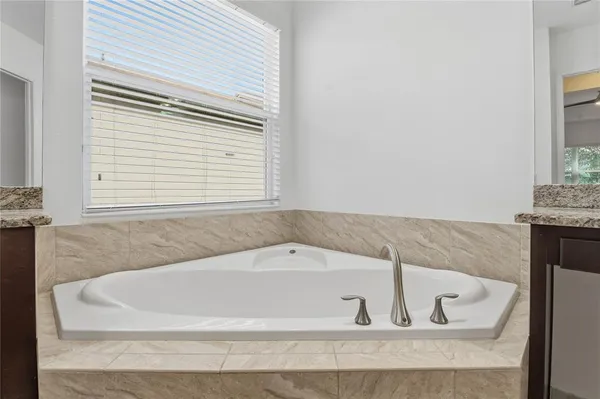 $3,200 | 30588 Chesapeake Bay Drive, Wesley Chapel, FL 33543