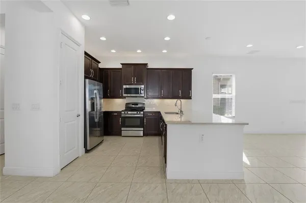 $3,200 | 30588 Chesapeake Bay Drive, Wesley Chapel, FL 33543