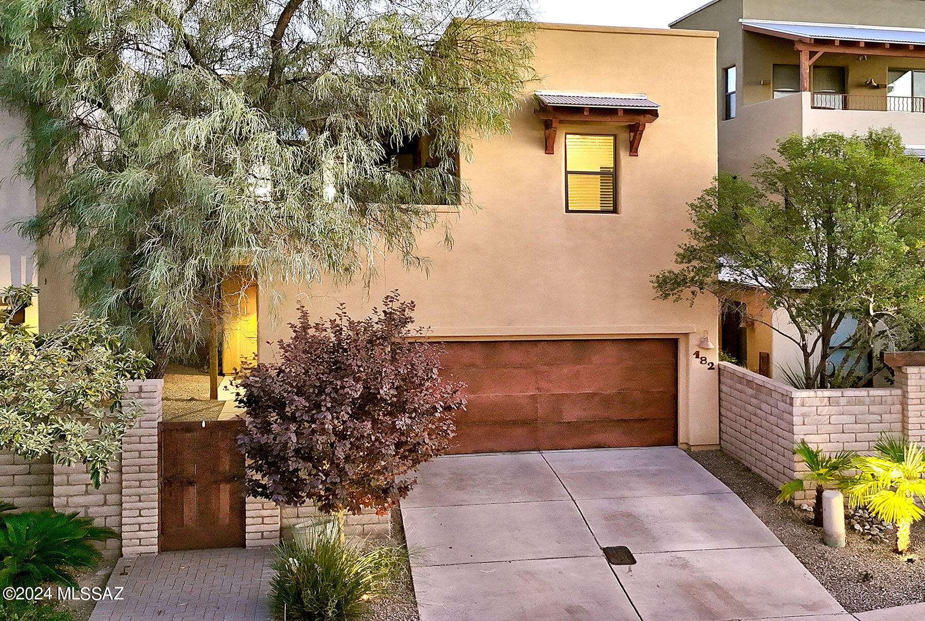 182 East Croydon Park Road Tucson, AZ 85704 - Photo 1 of 22
