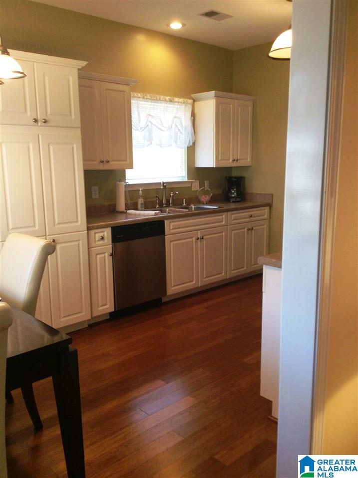 1885 Kent Circle Leeds, AL 35094 - Photo 12 of 16