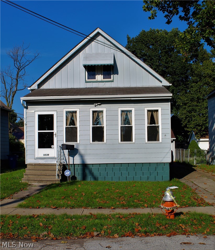 3539 Beyerle Road Cleveland, OH 44105 - Photo 1 of 22 Gallery Image 1
