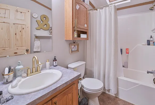 $205,000 | 210 Aldrich Avenue, Argusville, ND 58005