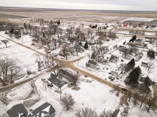 $205,000 | 210 Aldrich Avenue, Argusville, ND 58005