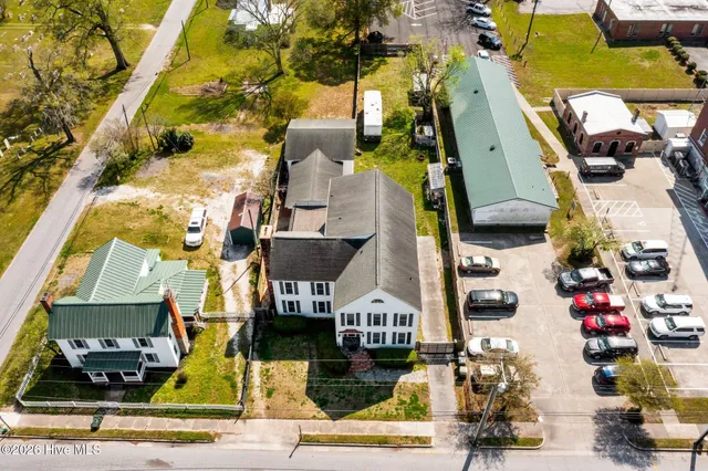 $450,000 | 116 West Jones Street, Trenton, NC 28585