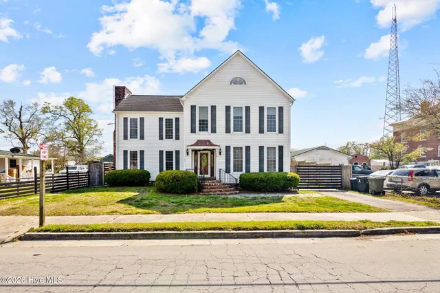$450,000 | 116 West Jones Street, Trenton, NC 28585