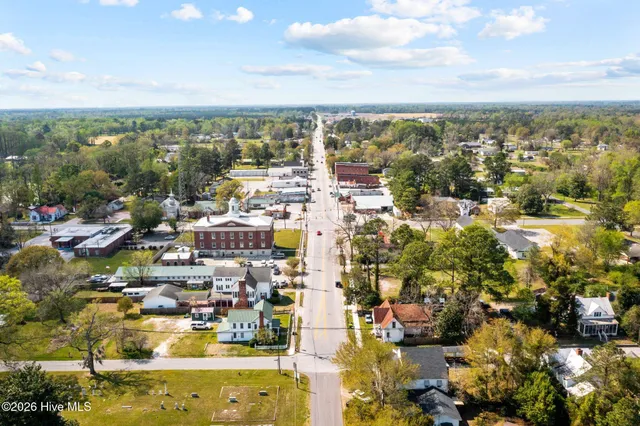 $450,000 | 116 West Jones Street, Trenton, NC 28585