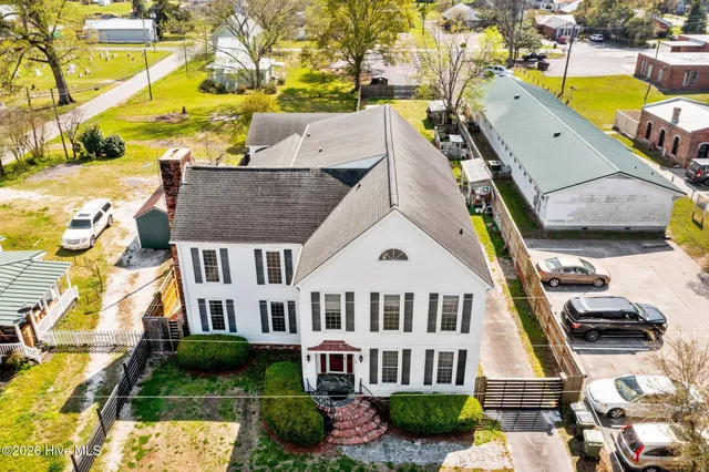 $450,000 | 116 West Jones Street, Trenton, NC 28585