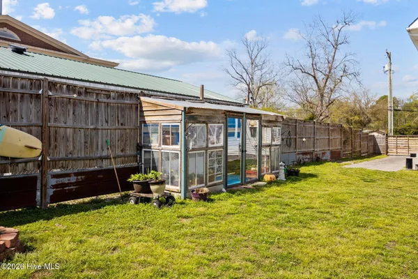 $420,000 | 116 West Jones Street, Trenton, NC 28585