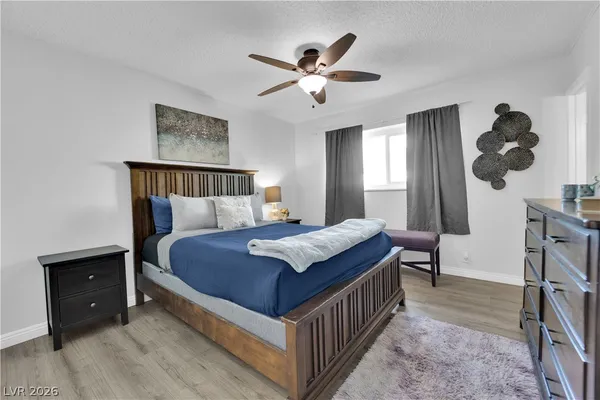 $3,200 | 942 Westminster Avenue, Las Vegas, NV 89119