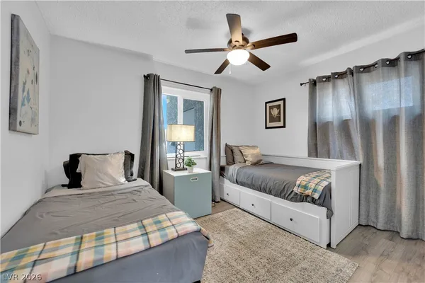 $3,200 | 942 Westminster Avenue, Las Vegas, NV 89119