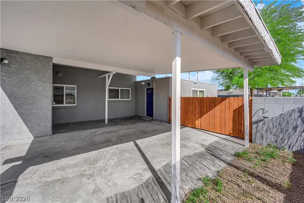 $3,200 | 942 Westminster Avenue, Las Vegas, NV 89119