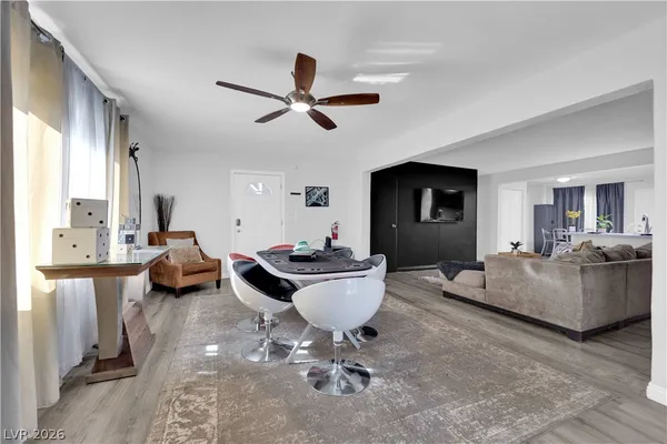 $3,200 | 942 Westminster Avenue, Las Vegas, NV 89119