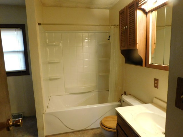 202 Irene Avenue Rochelle, IL 61068 - Photo 14 of 22