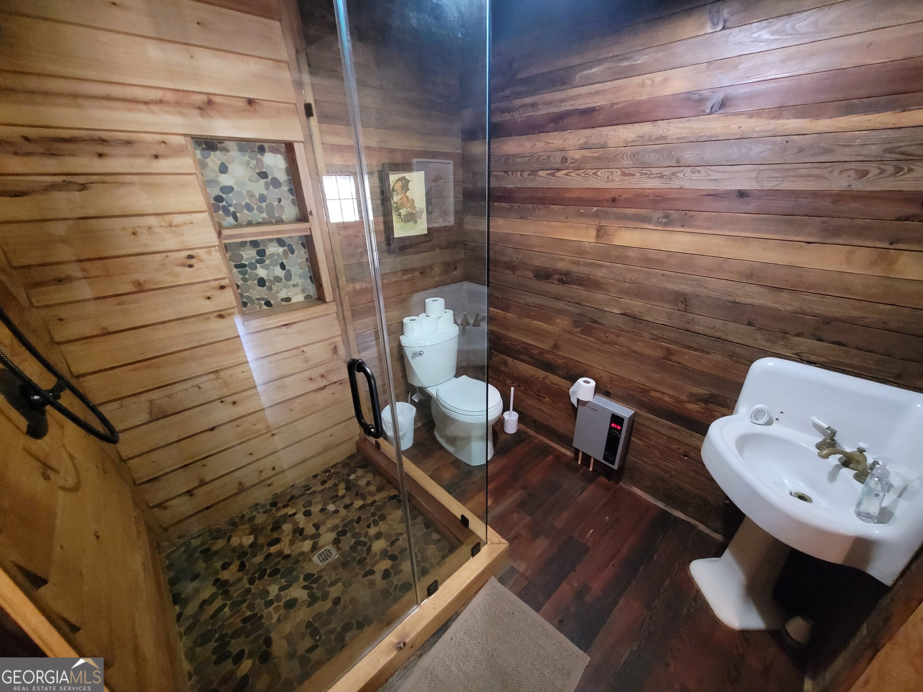 1520 Marshall Wilkes Road Watkinsville, GA 30677 - Photo 35 of 47 a bathroom with a sink and a mirror