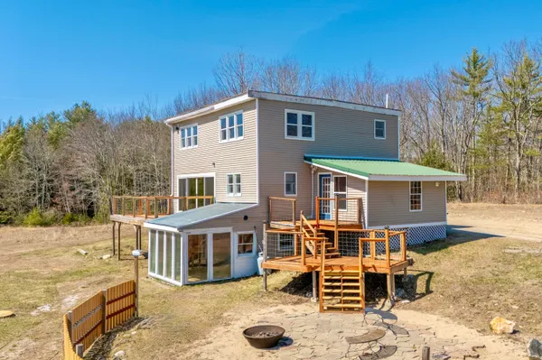 $479,000 | 33 John Clark Road, Dayton, ME 04005