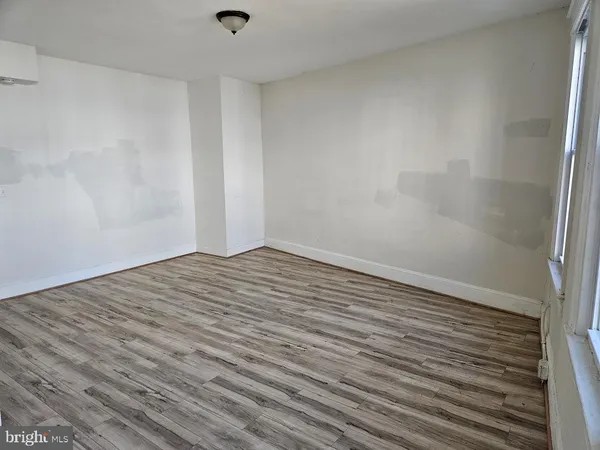 $2,600 | 1648 Columbia Road Northwest, Unit B, Washington, DC 20009