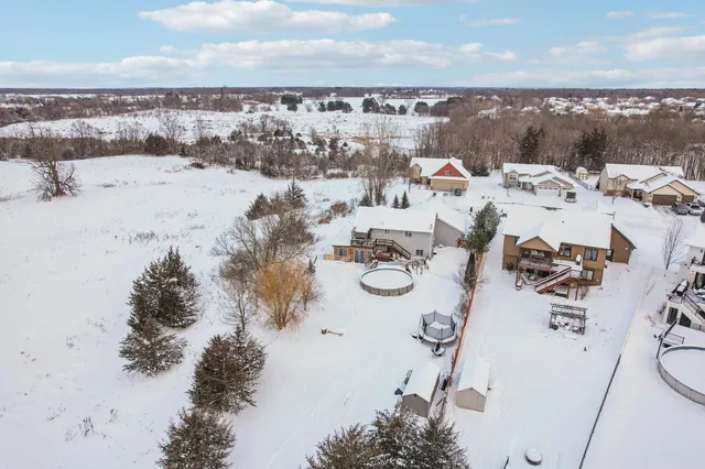 $399,900 | 11576 Bristol Road, Chisago City, MN 55013