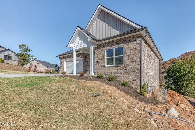$515,000 | 111 Quiet Stroll Lane, Gray, TN 37615