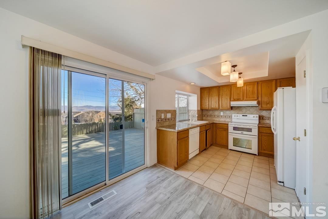 2422 Skyview Drive Reno, NV 89523 - Photo 11 of 32 Photo 11