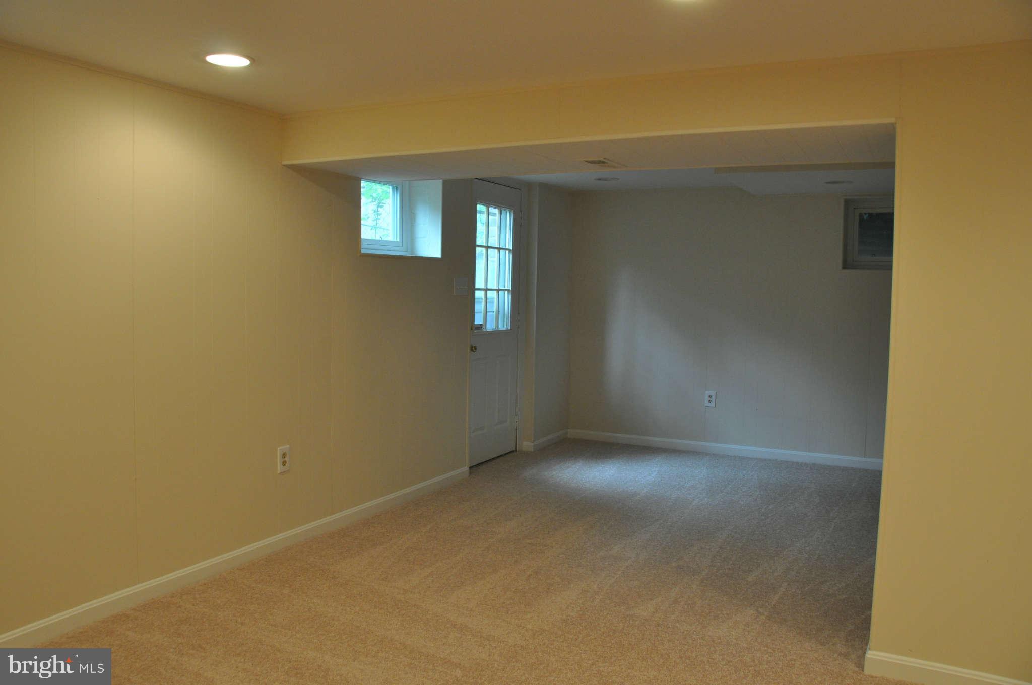 5601 Ventnor Lane Springfield, VA 22151 - Photo 10 of 20 Second Family Room on Lower Level
