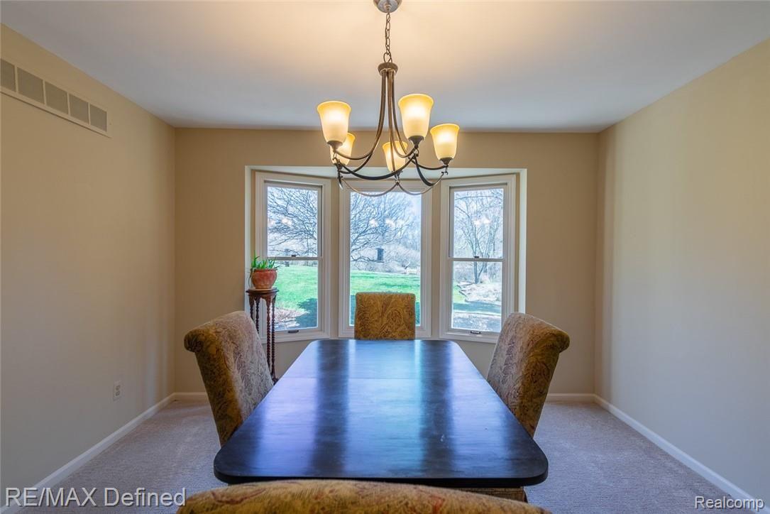 1083 Ridgeview Circle Lake Orion, MI 48362 - Photo 13 of 46 Dining Room - new carpet 2019