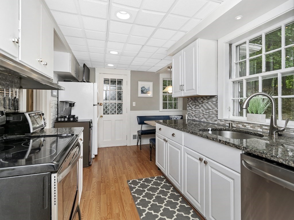 19 Powder House Rd Extension Medford, MA 02155 - Photo 9 of 18 Gallery Image 9