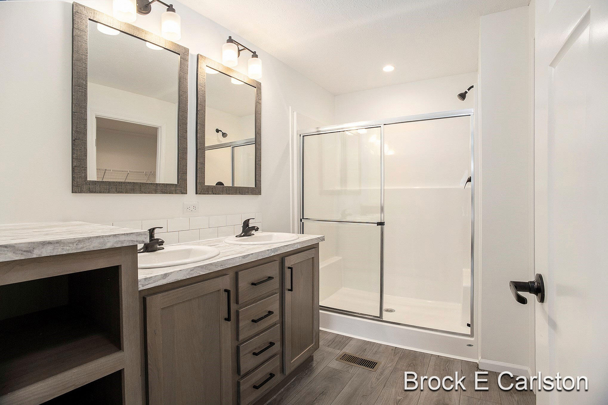 1283 East Ellis Road, Unit 19 Norton Shores, MI 49441 - Photo 19 of 23 _42A0251