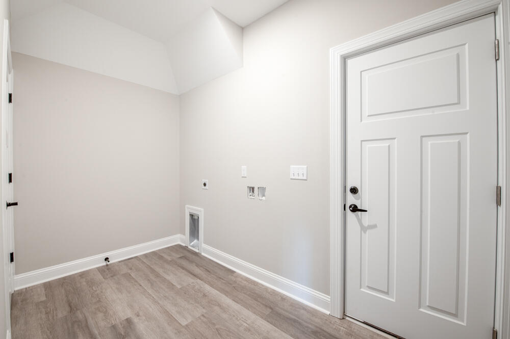 2680 Pine Log Road Warrenville, SC 29851 - Photo 20 of 27 Laundry Room With Closet!