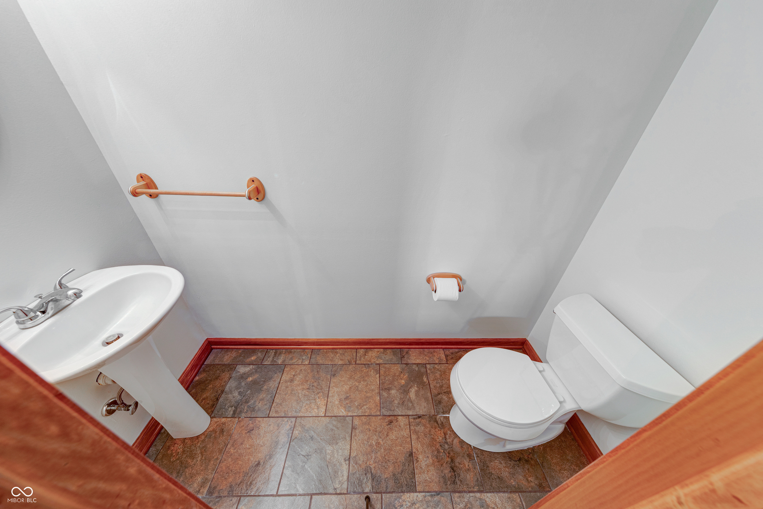 1199 Oak Leaf Road Franklin, IN 46131 - Photo 21 of 39