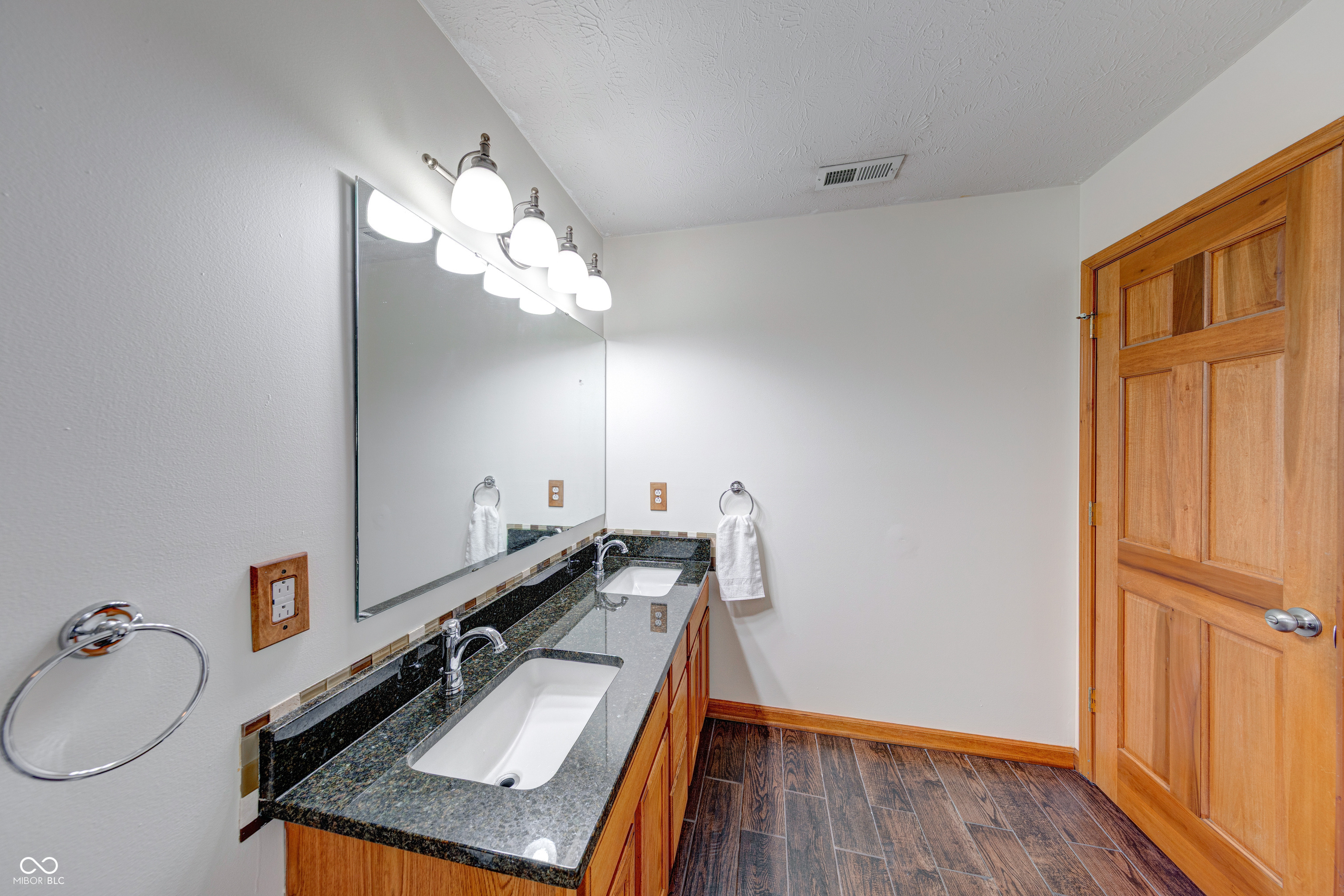 1199 Oak Leaf Road Franklin, IN 46131 - Photo 28 of 39