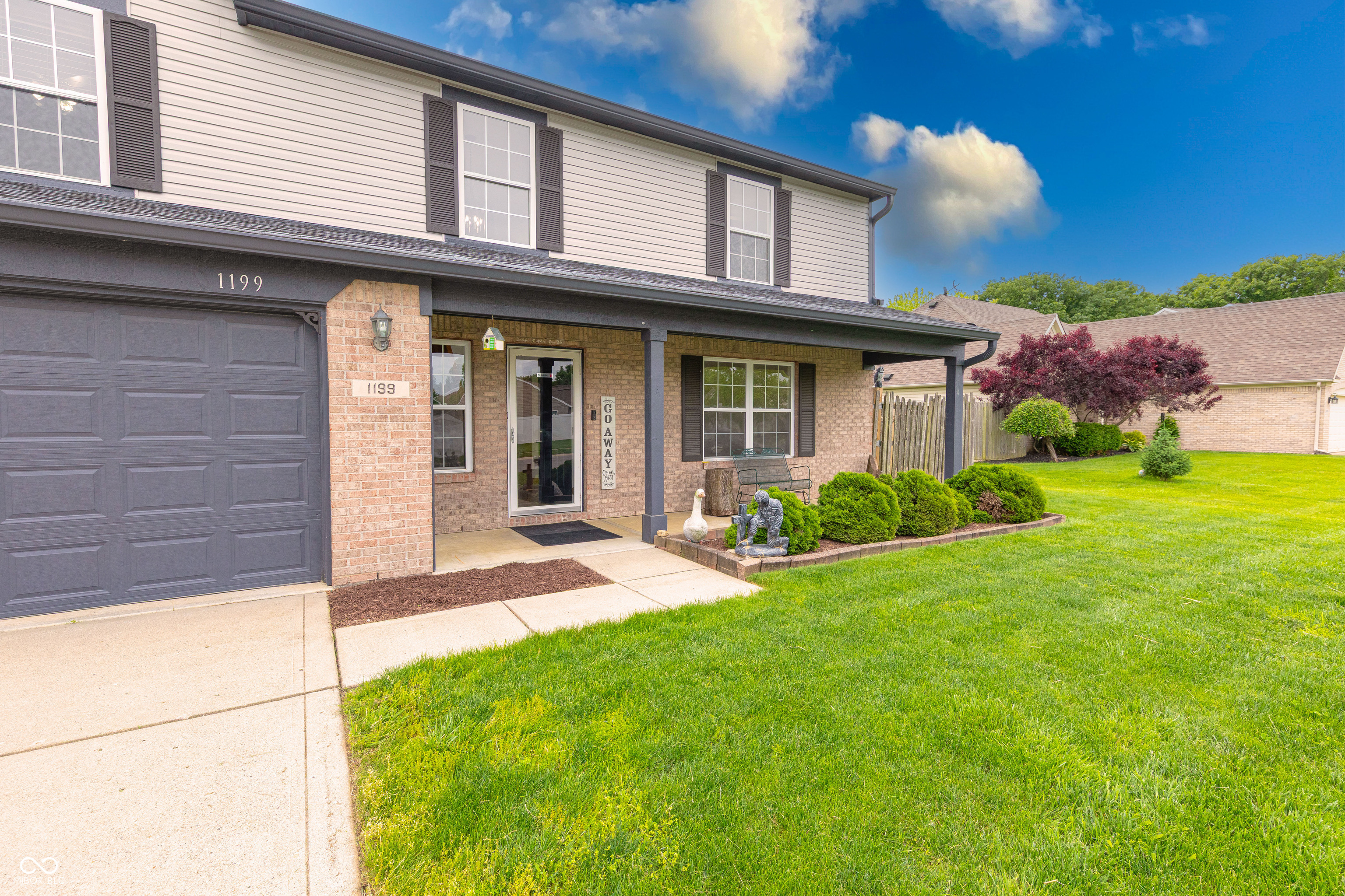 1199 Oak Leaf Road Franklin, IN 46131 - Photo 3 of 39