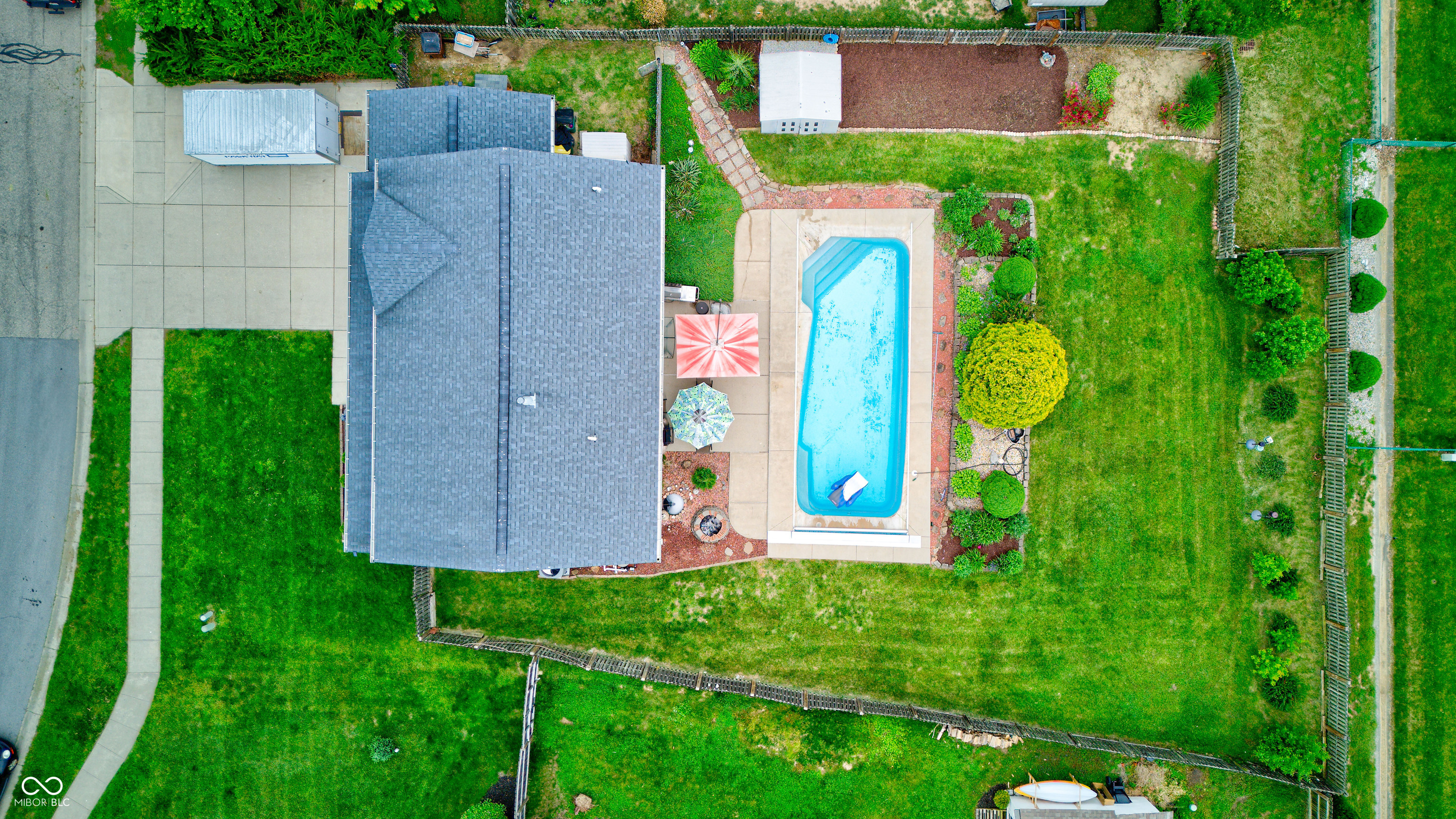 1199 Oak Leaf Road Franklin, IN 46131 - Photo 4 of 39