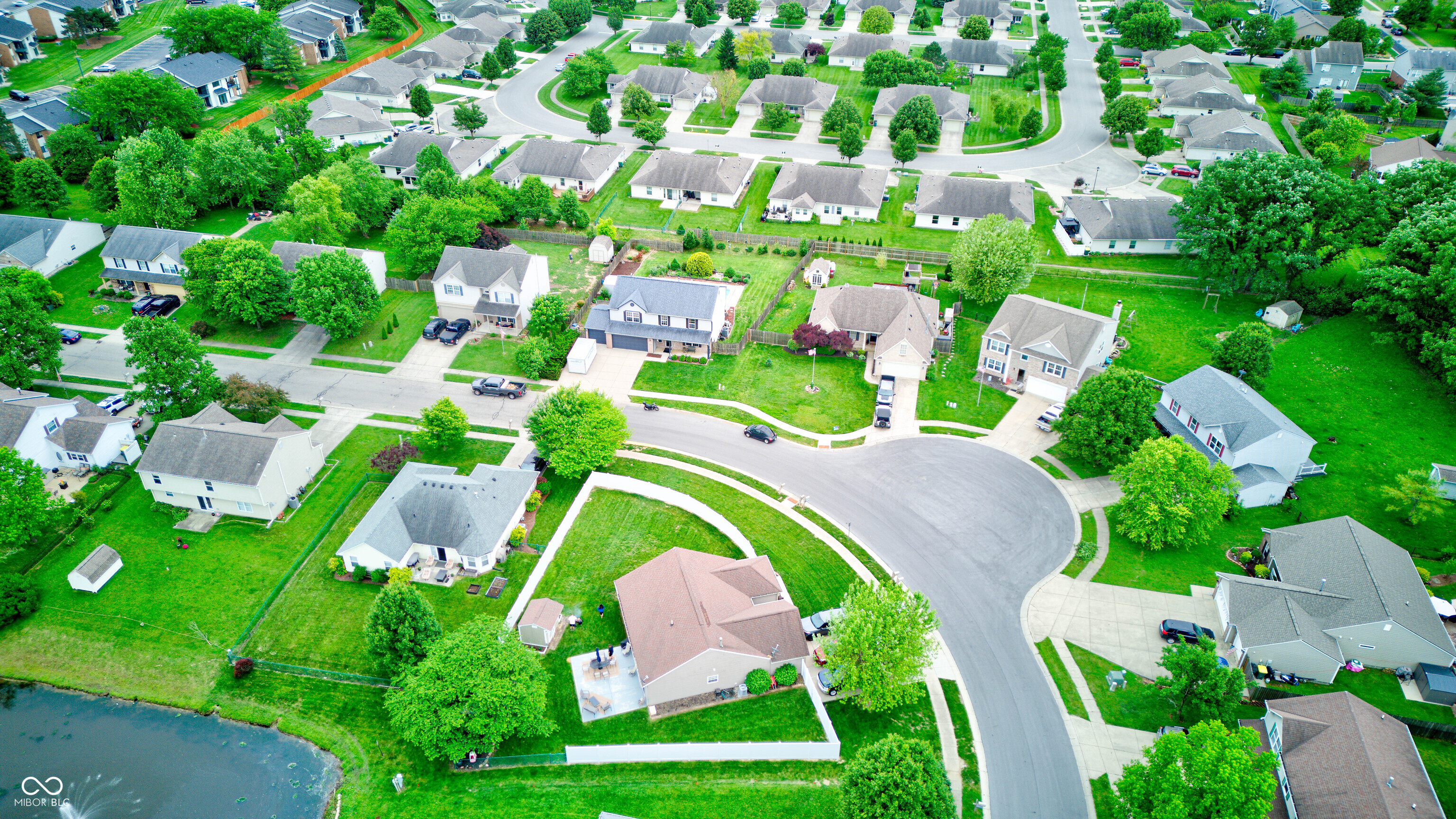 1199 Oak Leaf Road Franklin, IN 46131 - Photo 9 of 39