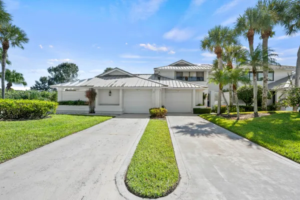 $379,000 | 5610 Southeast Foxcross Place, Stuart, FL 34997