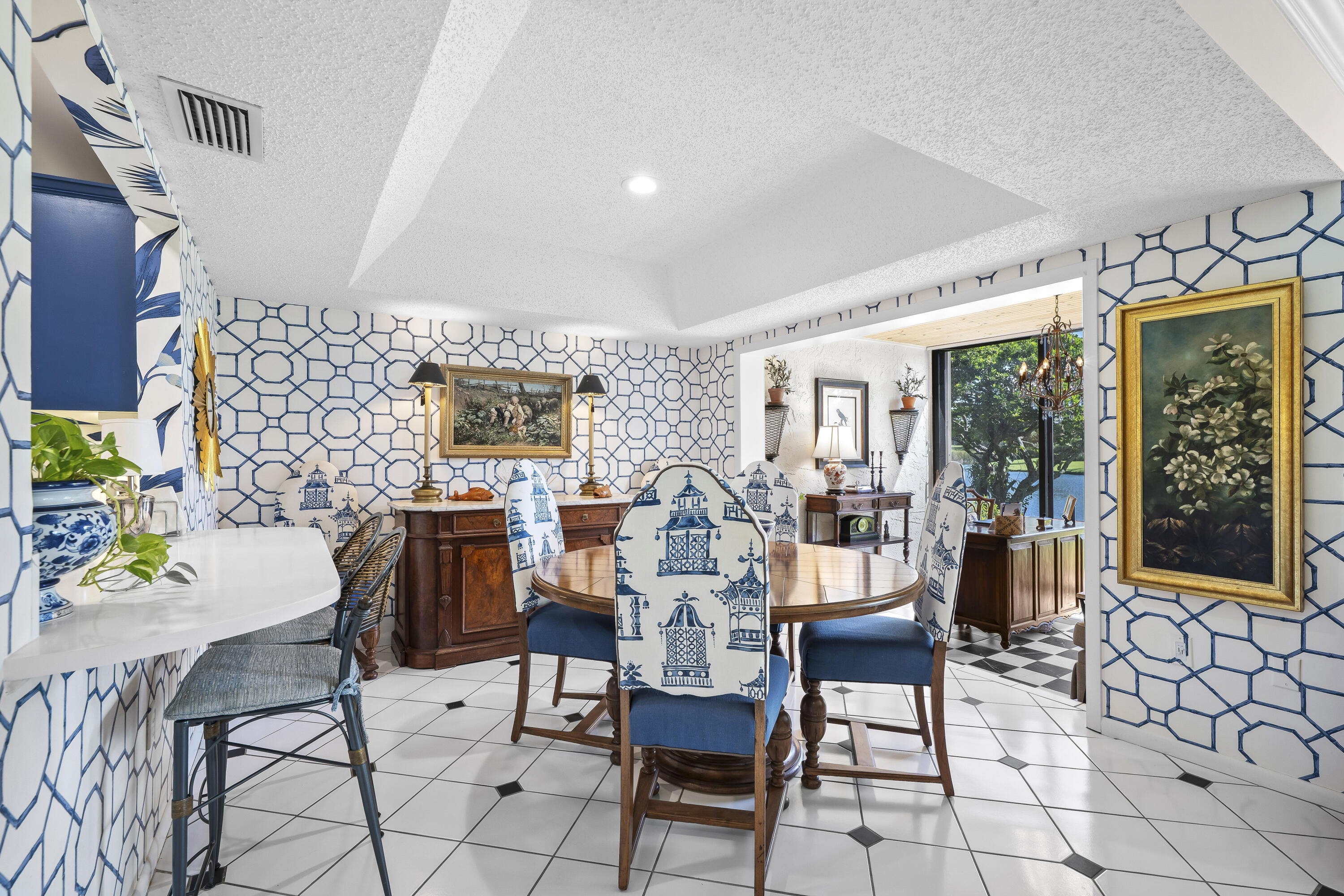 5610 Southeast Foxcross Place Stuart, FL 34997 - Photo 10 of 39 LUX_5810