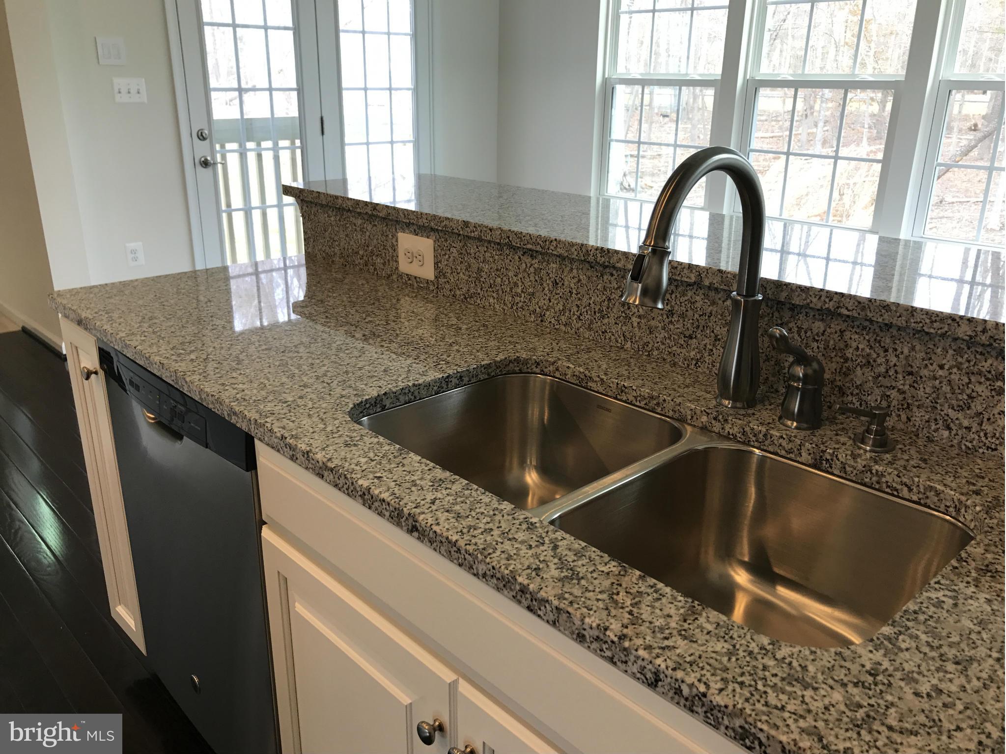 3508 St Marys View Road Accokeek, MD 20607 - Photo 4 of 28 Kitchen