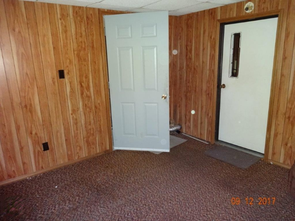 2778 East Garfield Road Hesperia, MI 49421 - Photo 8 of 27 Breezeway 1