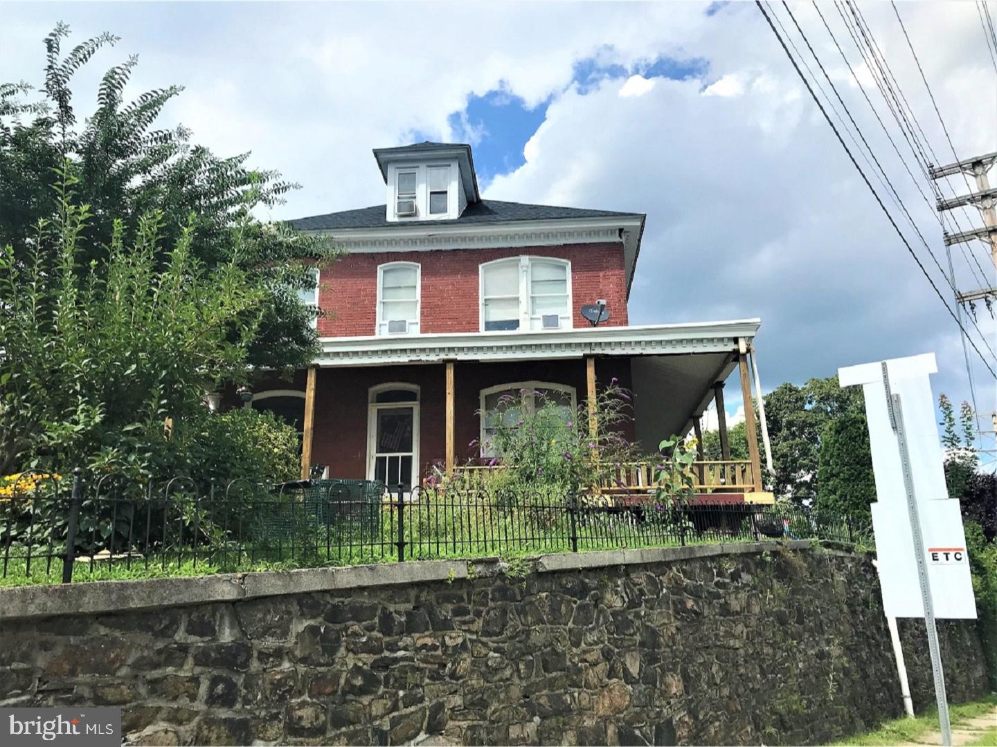 217 Friedensburg Road Reading, PA 19606 - Photo 3 of 21 Exterior Side