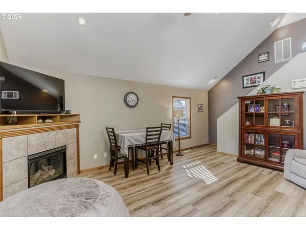 $629,000 | 1716 Southeast 10th Place, Canby, OR 97013